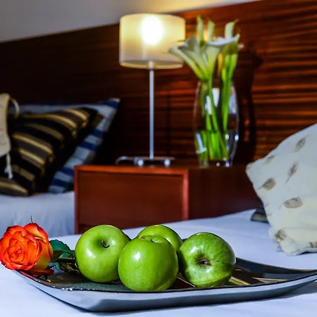 Duas Torres Apartahotel