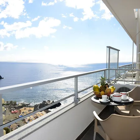 Duas Torres Apartahotel 4*