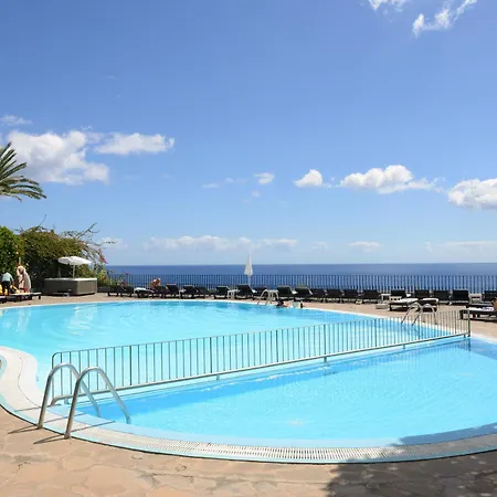 Duas Torres Apartahotel